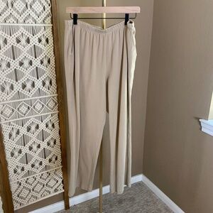 Lands' End 100% Cotton Pull-On Pants - Size Large (14-16) -‎ Taupe